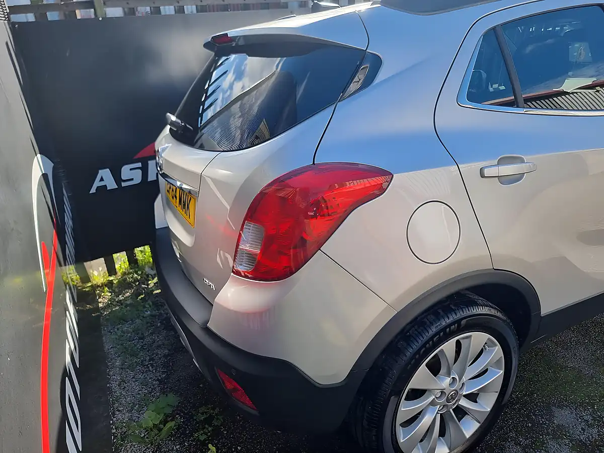 Used 2015 Vauxhall Mokka Se Silver - Interior and Exterior details 8