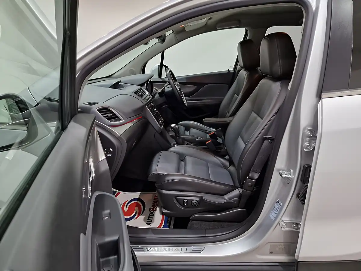 Used 2015 Vauxhall Mokka Se Silver - Interior and Exterior details 16
