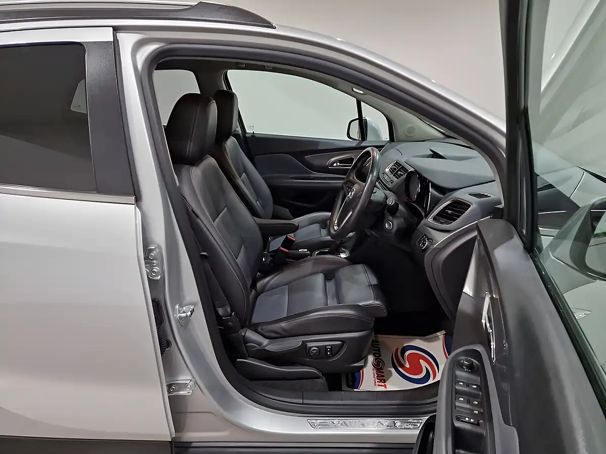 Used 2015 Vauxhall Mokka Se Silver - Interior and Exterior details 9