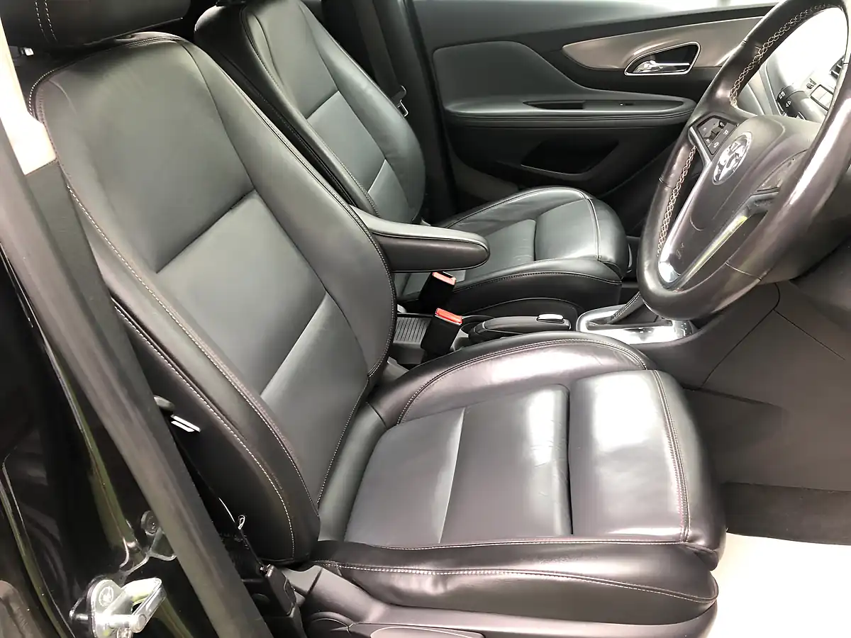 Used 2015 Vauxhall Mokka Se T Auto Black - Interior and Exterior details 8