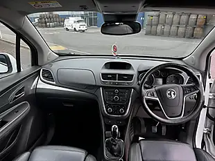 Used 2015 Vauxhall Mokka Se White - Interior and Exterior details 13