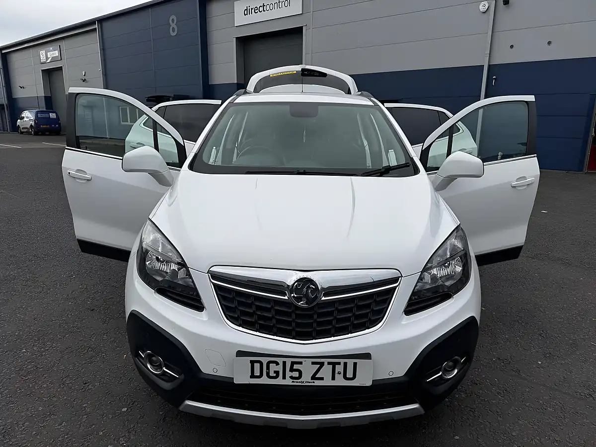 Used 2015 Vauxhall Mokka Se White - Interior and Exterior details 14