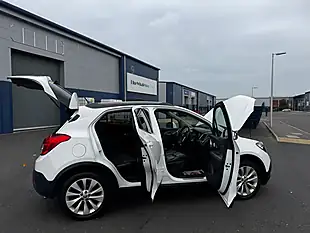 Used 2015 Vauxhall Mokka Se White - Interior and Exterior details 16