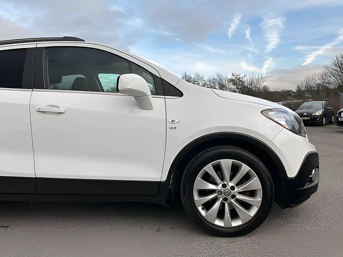 Used 2015 Vauxhall Mokka Se White - Interior and Exterior details 18
