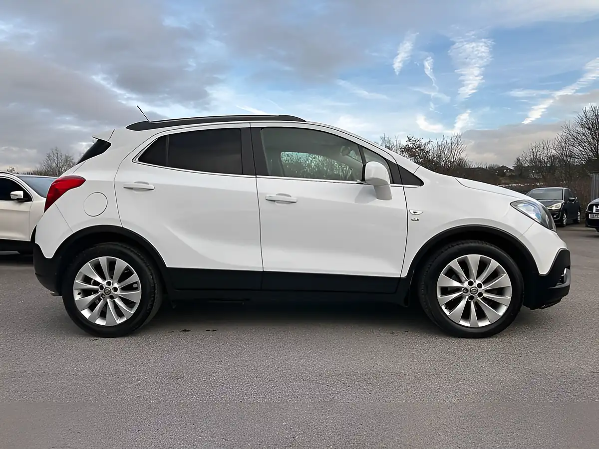 Used 2015 Vauxhall Mokka Se White - Interior and Exterior details 19