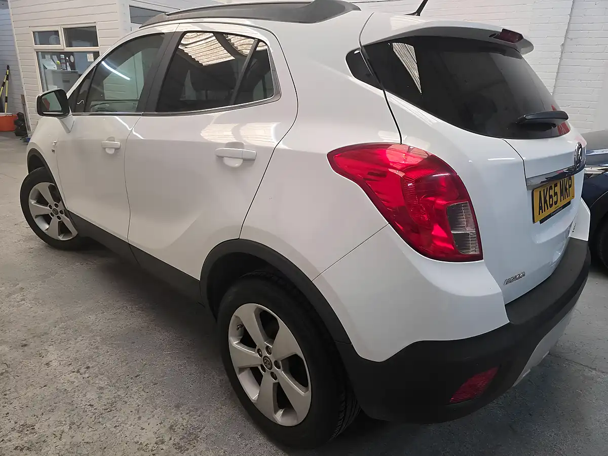 Used 2015 Vauxhall Mokka Se White - Interior and Exterior details 13