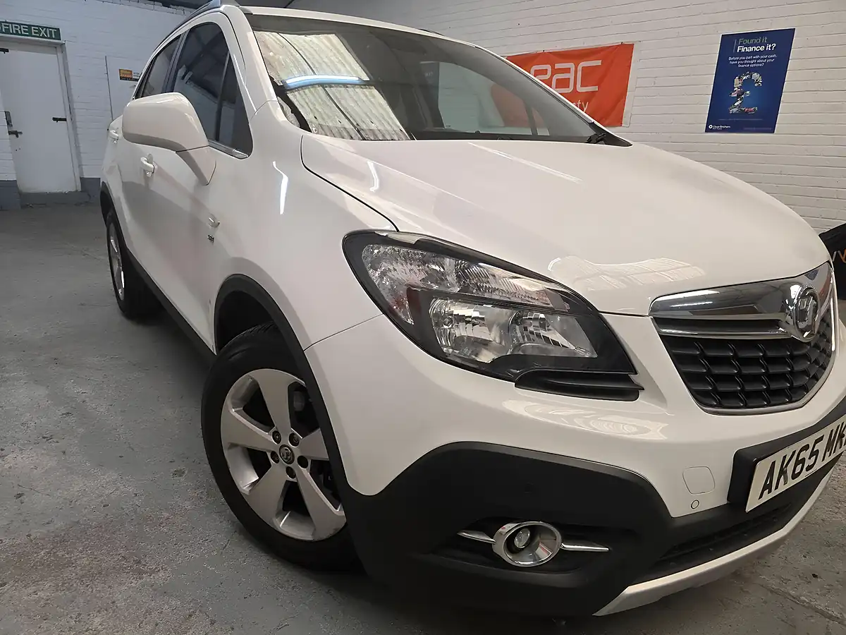 Used 2015 Vauxhall Mokka Se White - Interior and Exterior details 9
