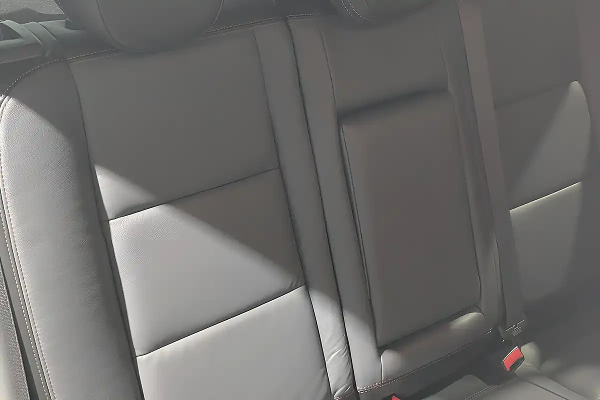 Used 2015 Vauxhall Mokka Se White - Interior and Exterior details 17