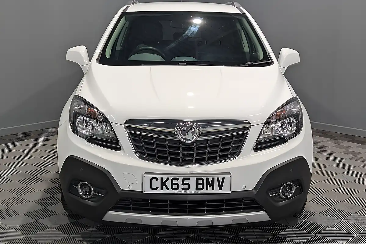 Used 2015 Vauxhall Mokka Se White - Interior and Exterior details 5