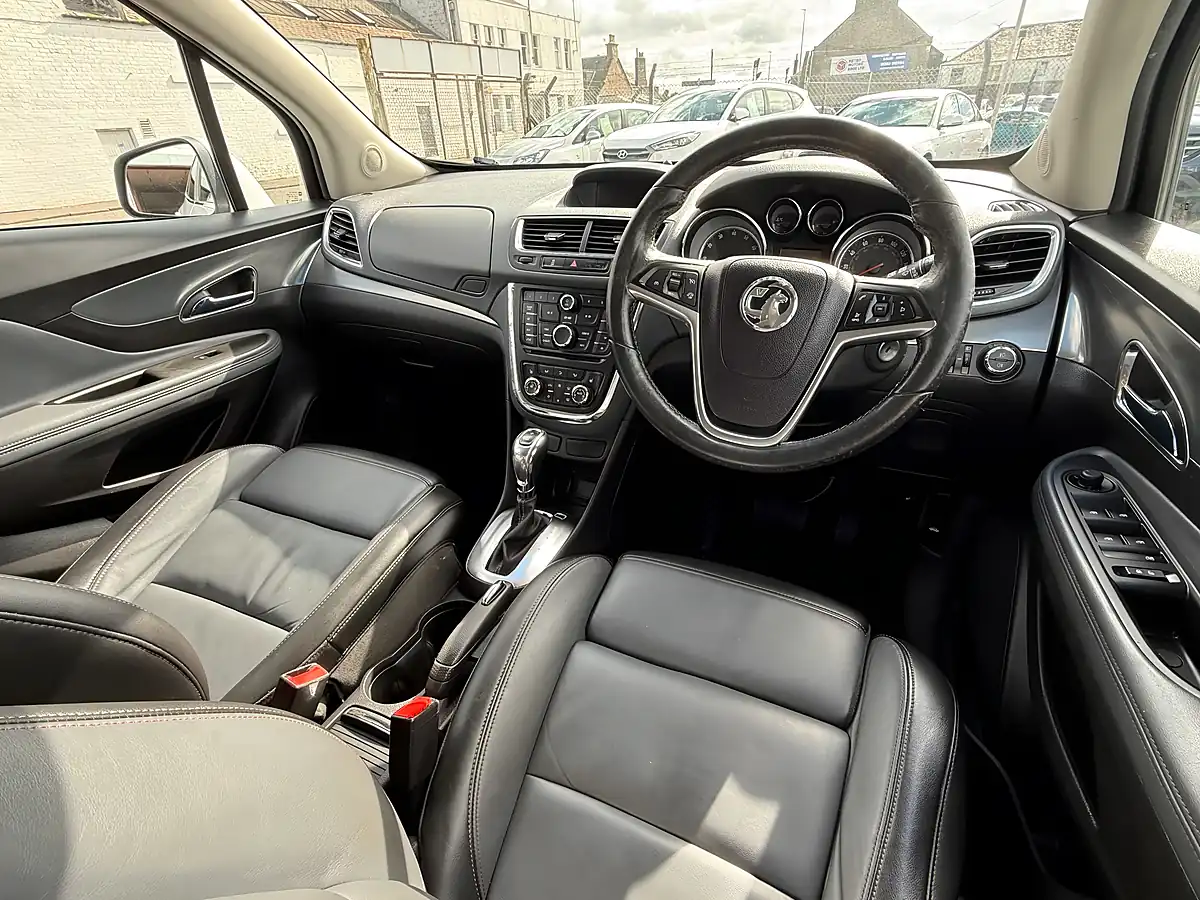 Used 2015 Vauxhall Mokka Se White - Interior and Exterior details 10