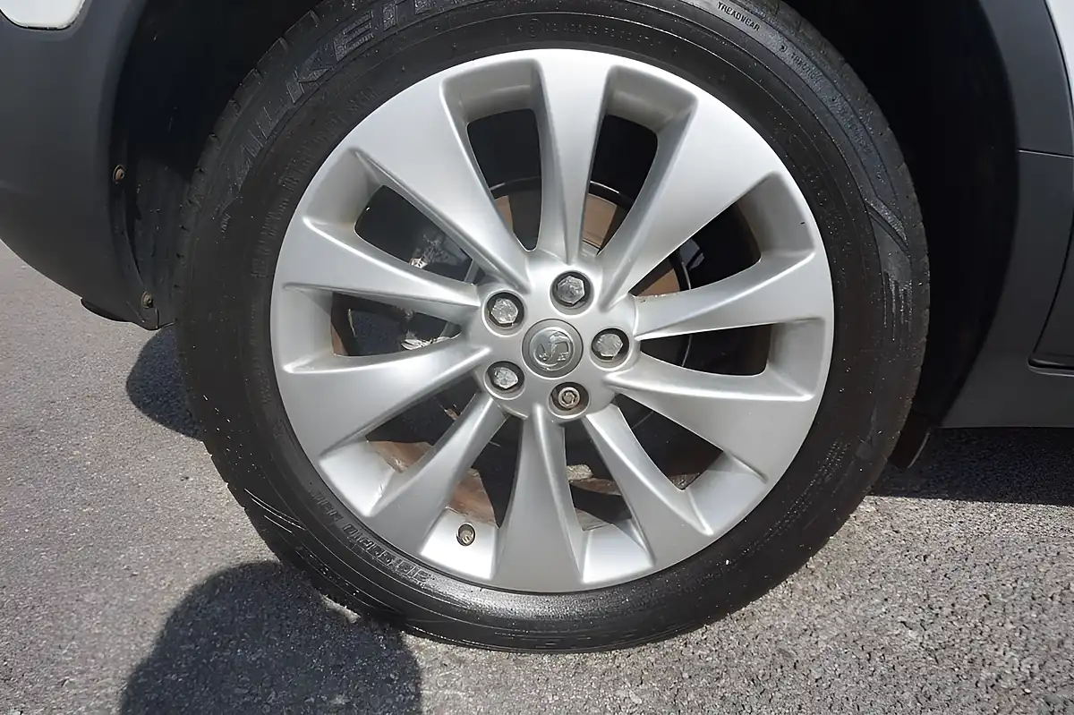 Used 2015 Vauxhall Mokka Se White - Interior and Exterior details 10