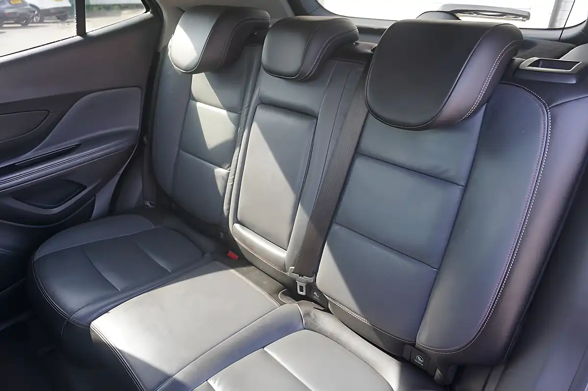 Used 2015 Vauxhall Mokka Se White - Interior and Exterior details 13