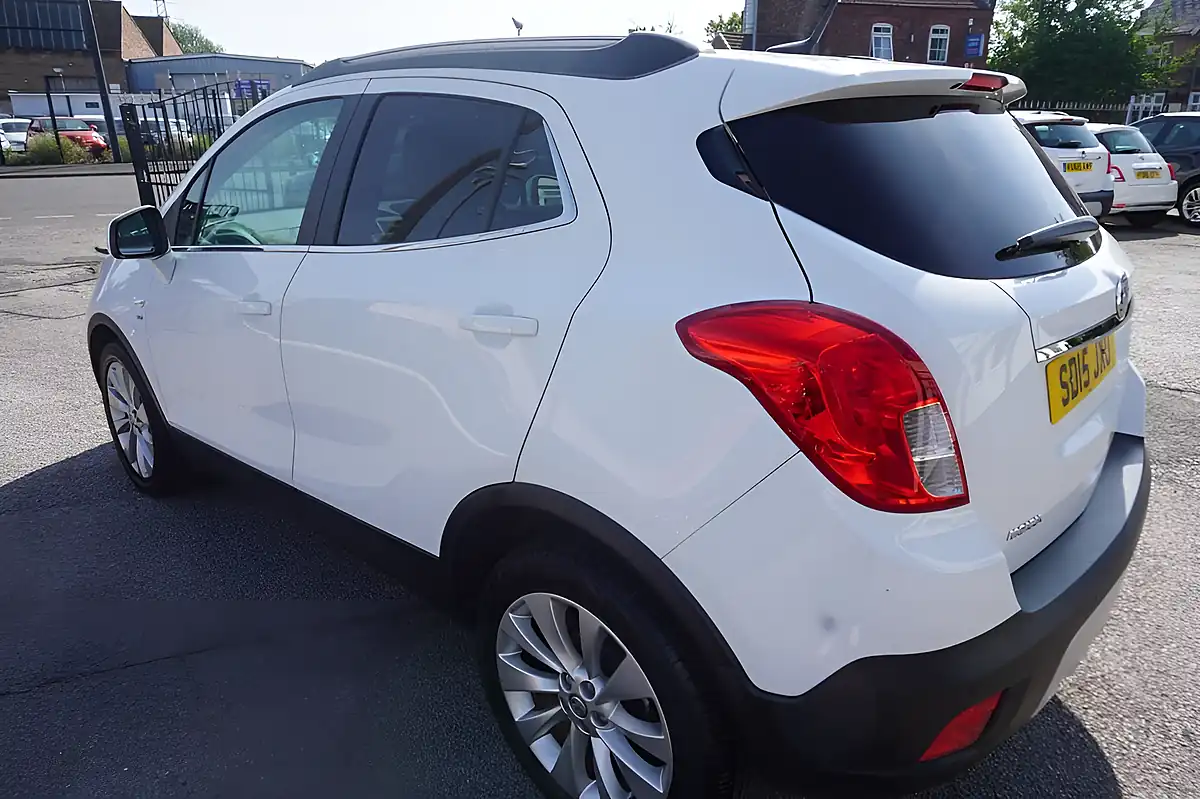 Used 2015 Vauxhall Mokka Se White - Interior and Exterior details 5