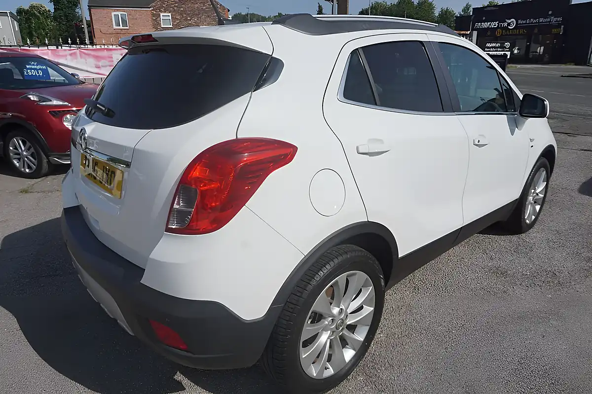 Used 2015 Vauxhall Mokka Se White - Interior and Exterior details 7
