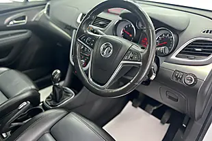 Used 2015 Vauxhall Mokka Se White - Interior and Exterior details 14
