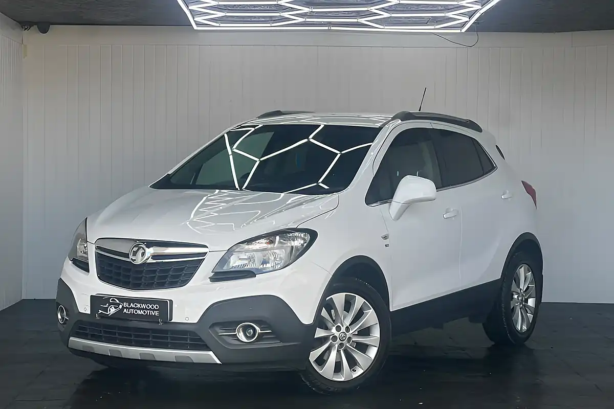Used 2015 Vauxhall Mokka Se White - Interior and Exterior details 7