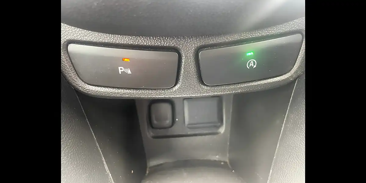 Used 2015 Vauxhall Mokka Tech Line Black - Interior and Exterior details 15