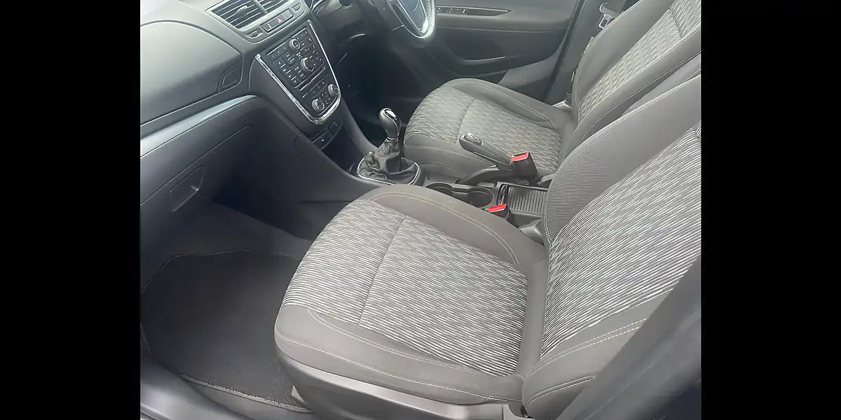 Used 2015 Vauxhall Mokka Tech Line Black - Interior and Exterior details 8
