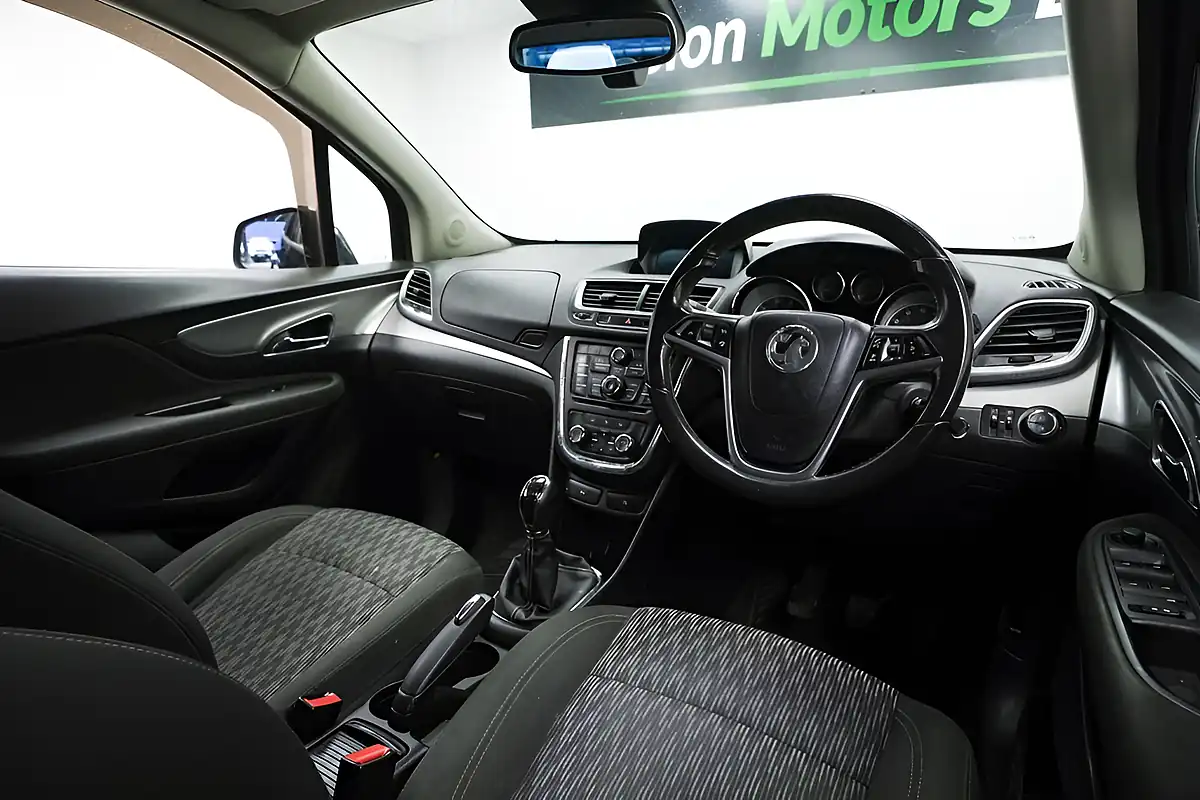 Used 2015 Vauxhall Mokka Tech Line Black - Interior and Exterior details 8