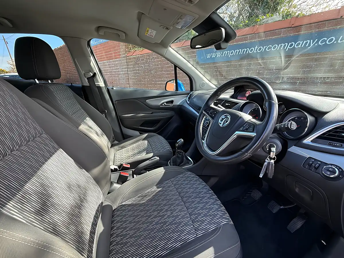 Used 2015 Vauxhall Mokka Tech Line Blue - Interior and Exterior details 9