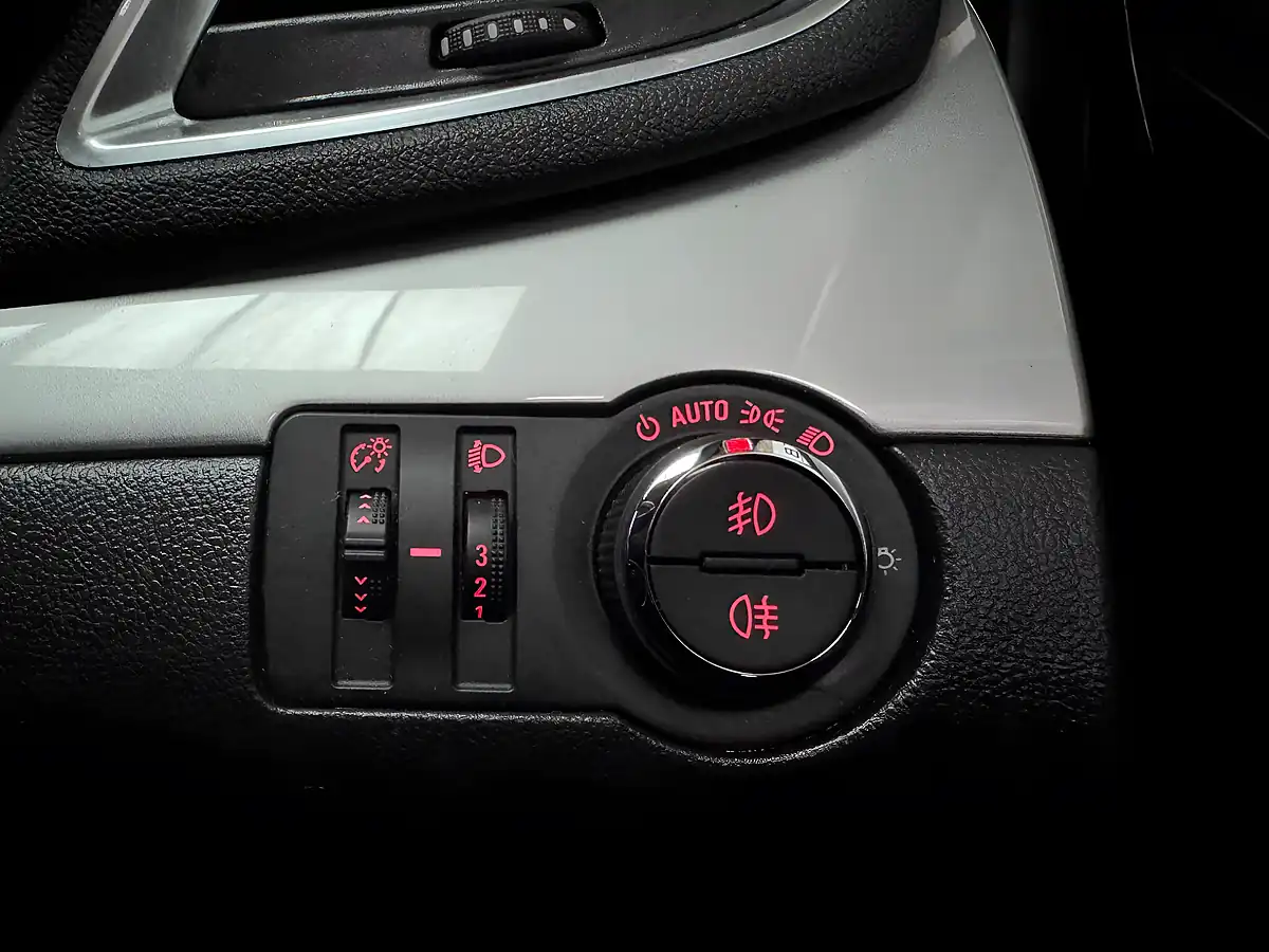 Used 2015 Vauxhall Mokka Tech Line Carbon Flash - Interior and Exterior details 16