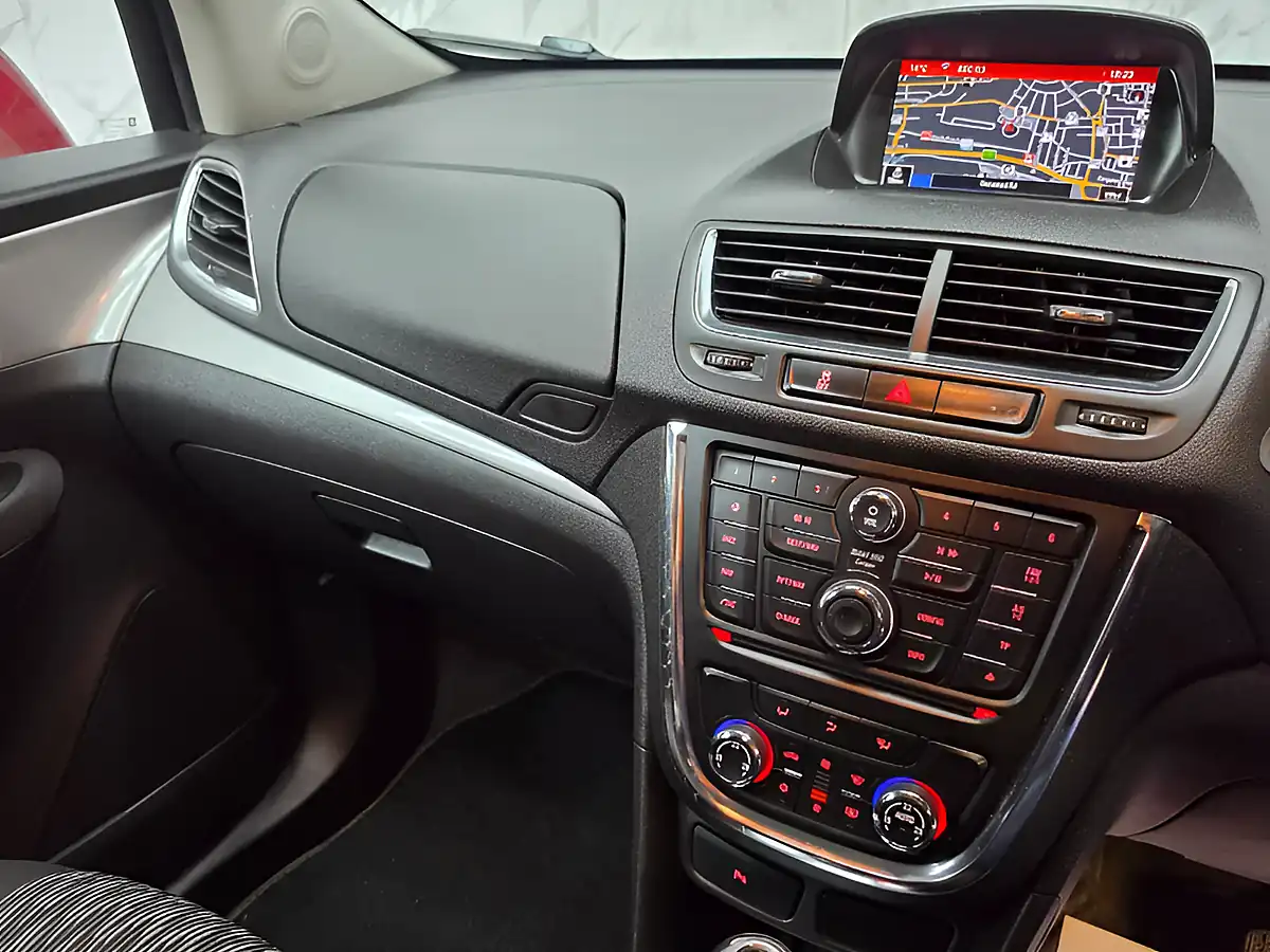 Used 2015 Vauxhall Mokka Tech Line Red - Interior and Exterior details 17