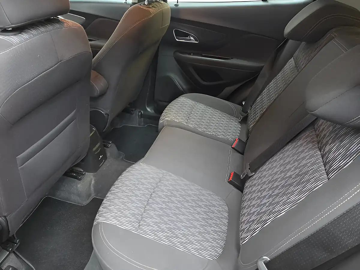 Used 2015 Vauxhall Mokka Tech Line Red - Interior and Exterior details 19