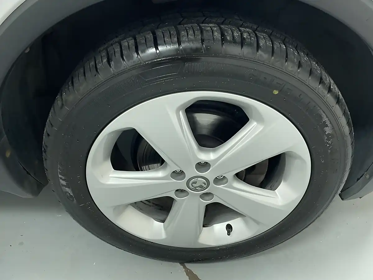 Used 2015 Vauxhall Mokka Tech Line White - Interior and Exterior details 12