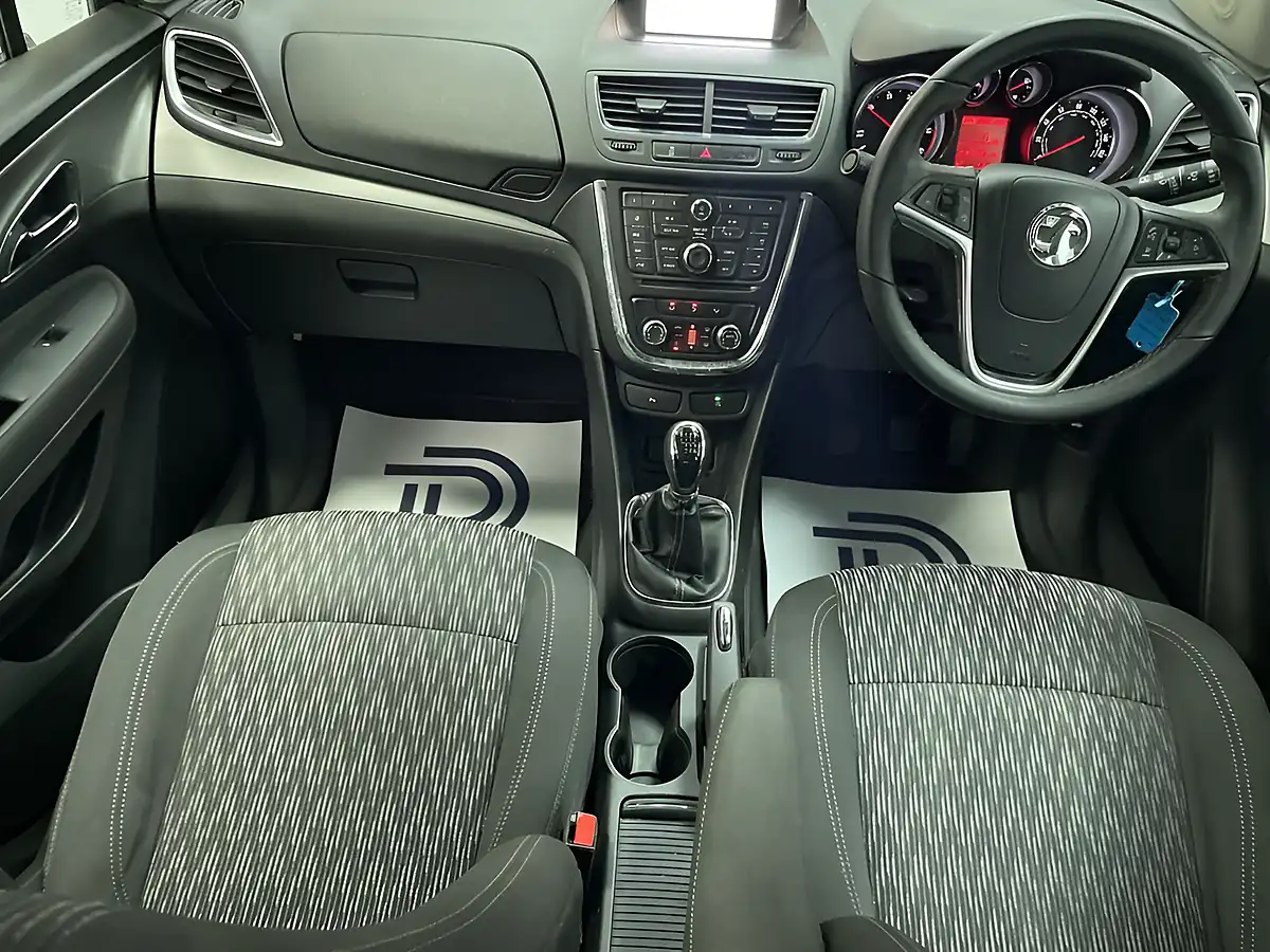 Used 2015 Vauxhall Mokka Tech Line White - Interior and Exterior details 14