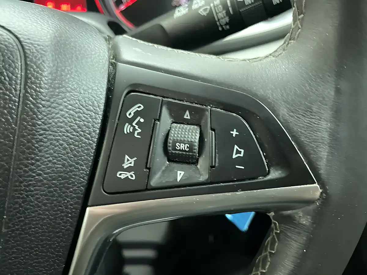 Used 2015 Vauxhall Mokka Tech Line White - Interior and Exterior details 17