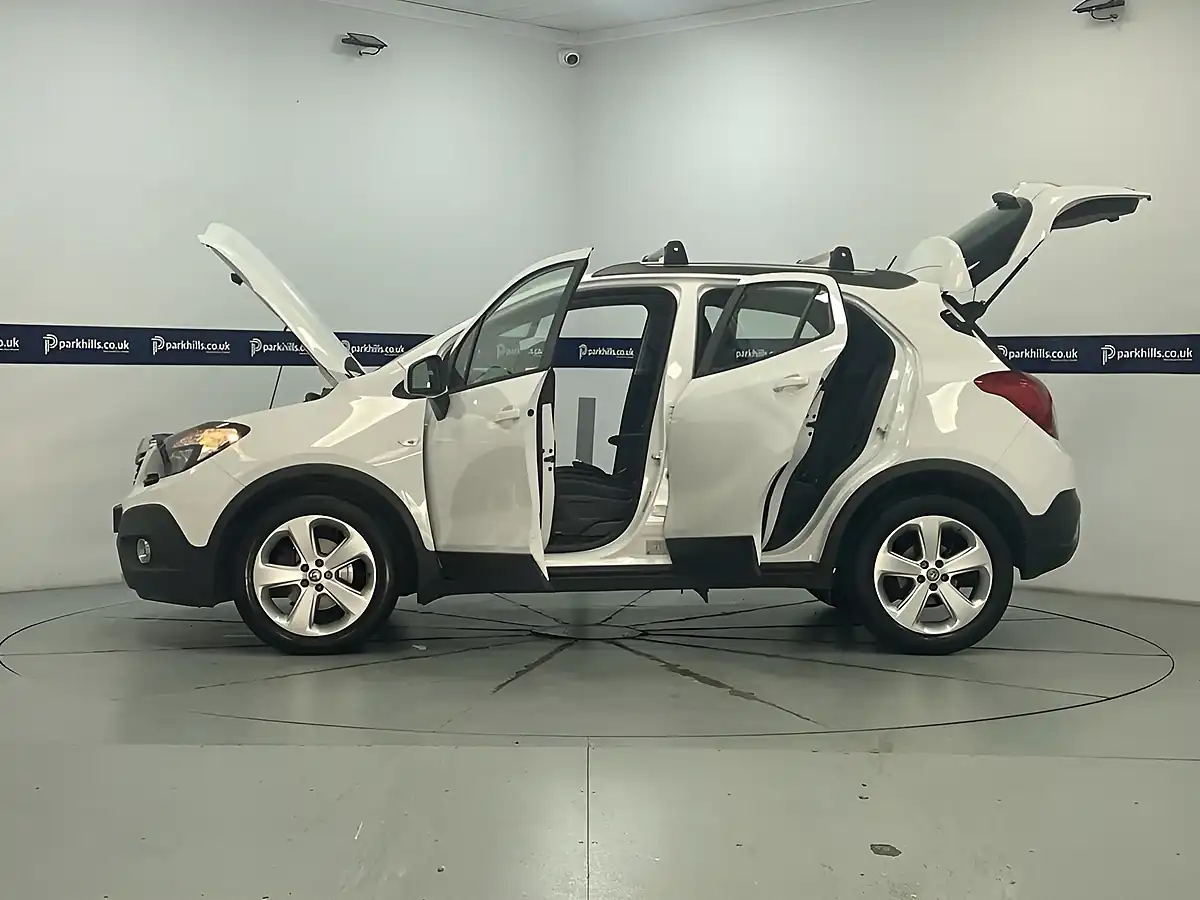 Used 2015 Vauxhall Mokka Tech Line White - Interior and Exterior details 18