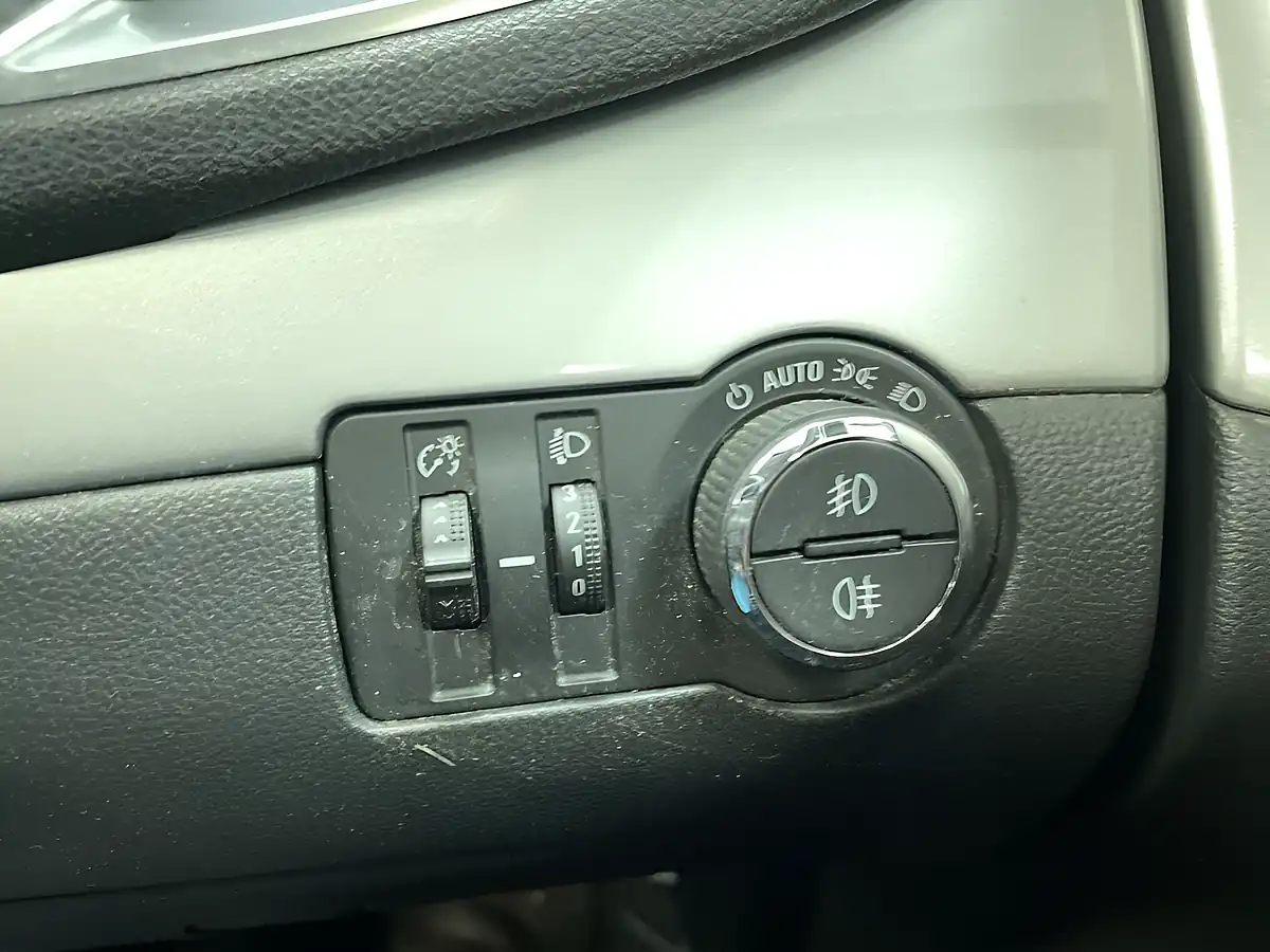 Used 2015 Vauxhall Mokka Tech Line White - Interior and Exterior details 20