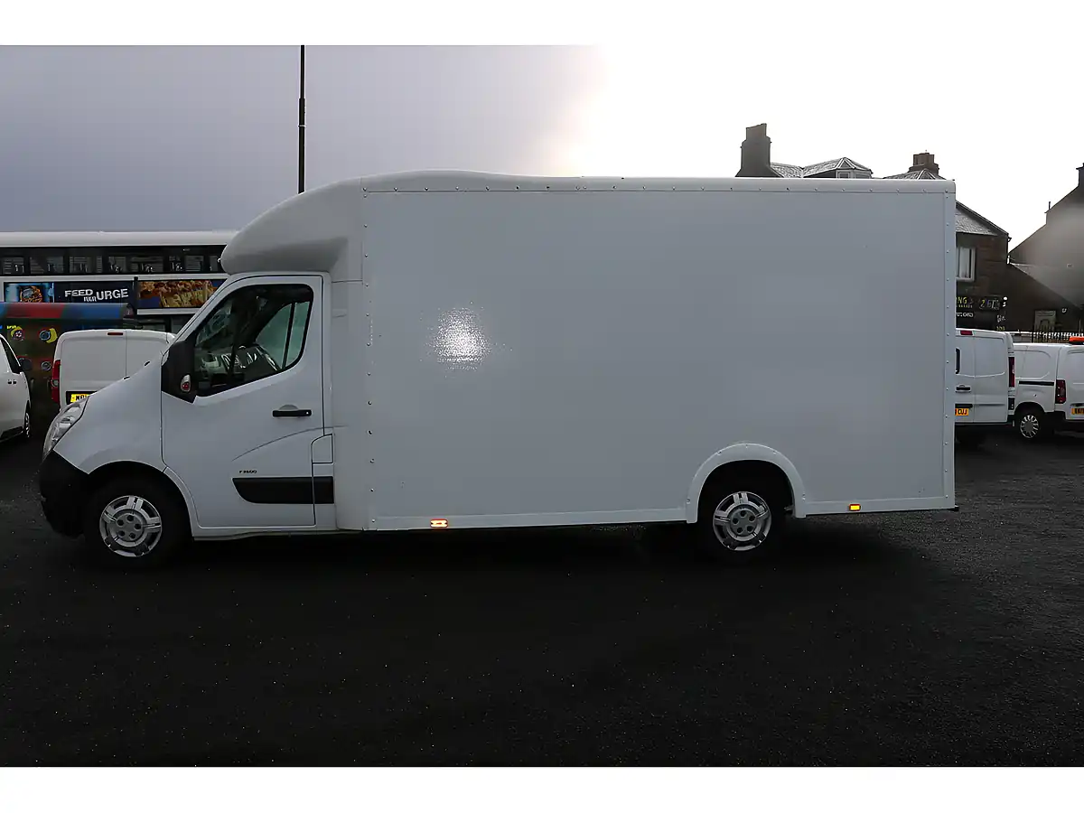 Used 2015 Vauxhall Movano Lowloader Luton White - Interior and Exterior details 4