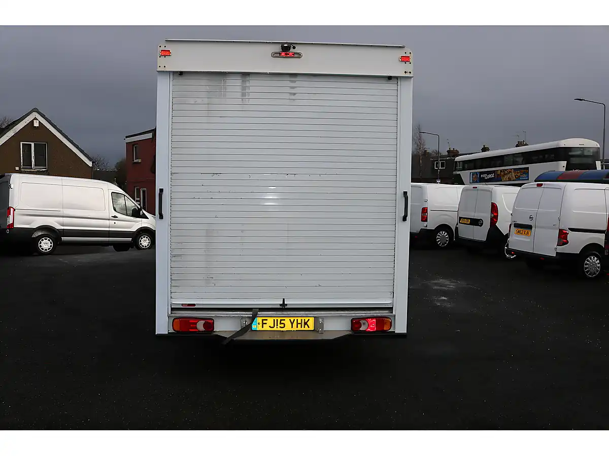 Used 2015 Vauxhall Movano Lowloader Luton White - Interior and Exterior details 7