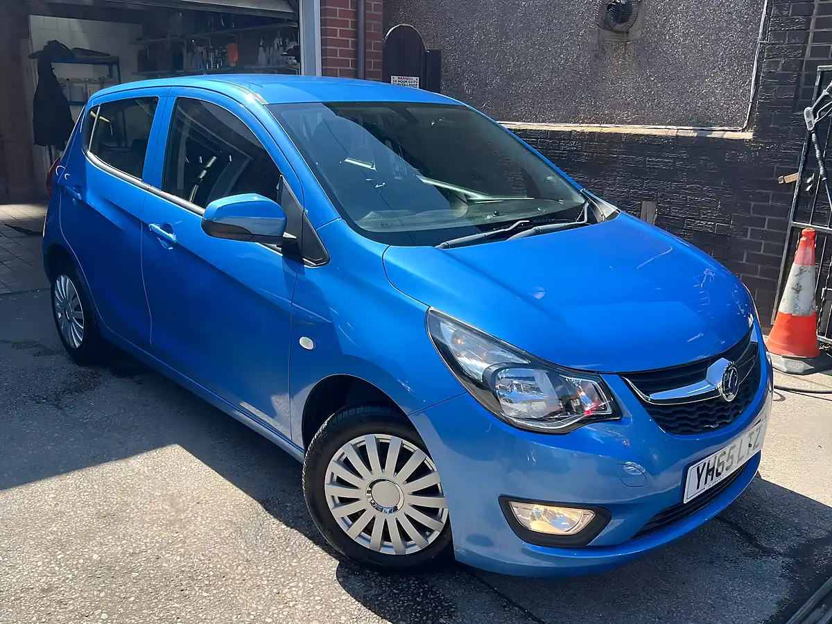 Used 2015 Vauxhall Viva Electric Metallic Blue - Front View