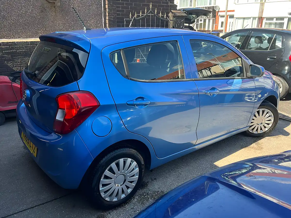 Used 2015 Vauxhall Viva Electric Metallic Blue - Interior and Exterior details 4