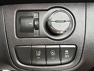 Used 2015 Vauxhall Viva Se Black - Interior and Exterior details 20