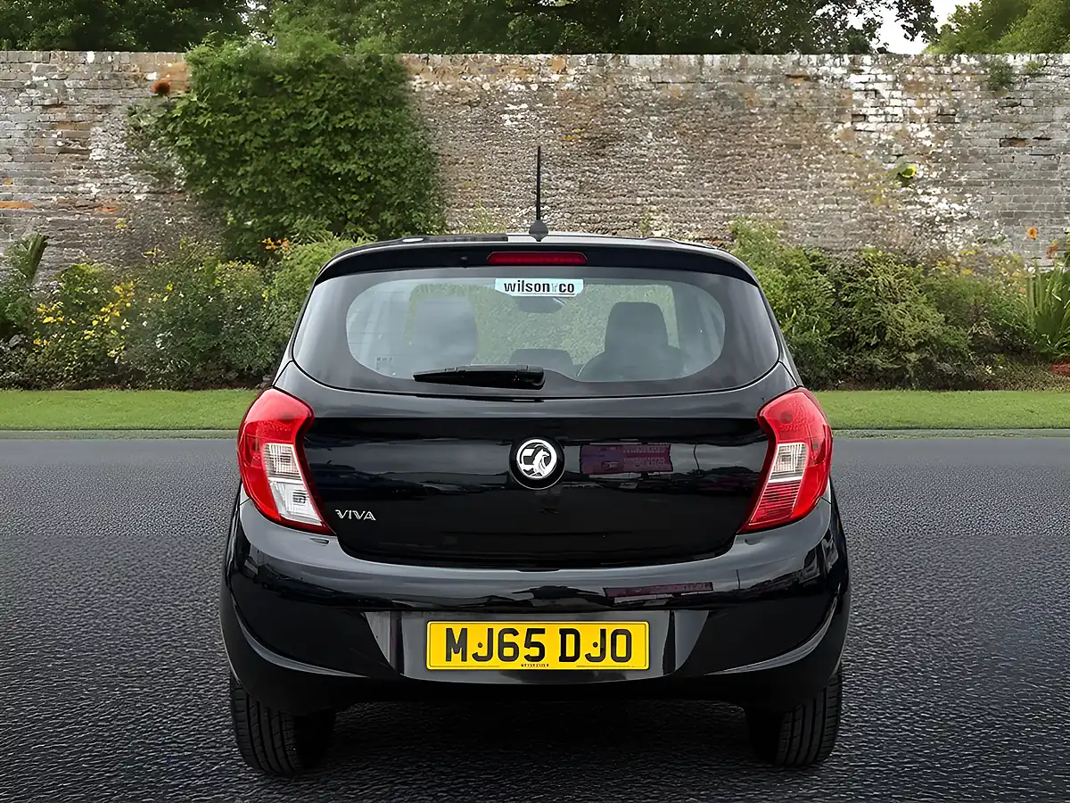 Used 2015 Vauxhall Viva Se Black - Interior and Exterior details 6
