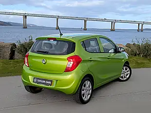 Used 2015 Vauxhall Viva Se Green - Interior and Exterior details 5