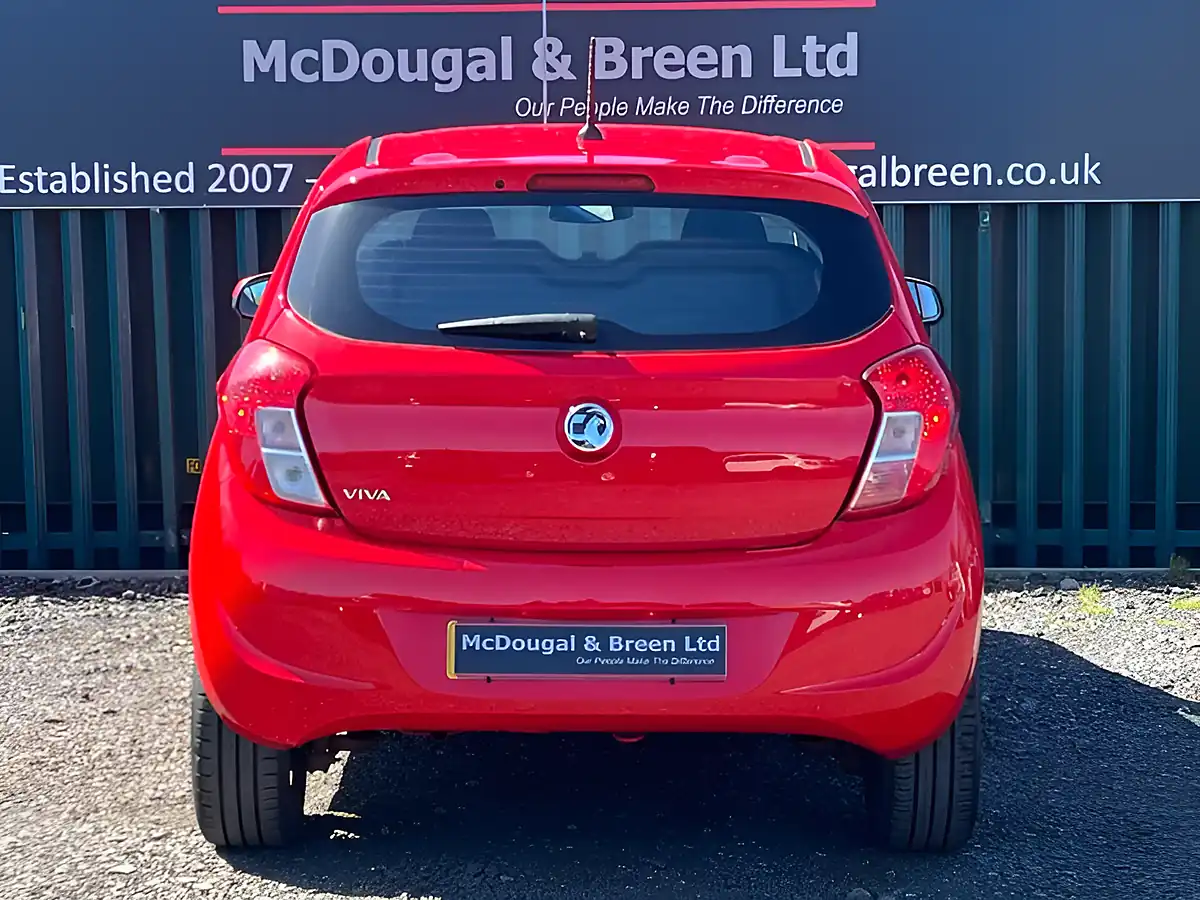 Used 2015 Vauxhall Viva Se Red - Interior and Exterior details 5