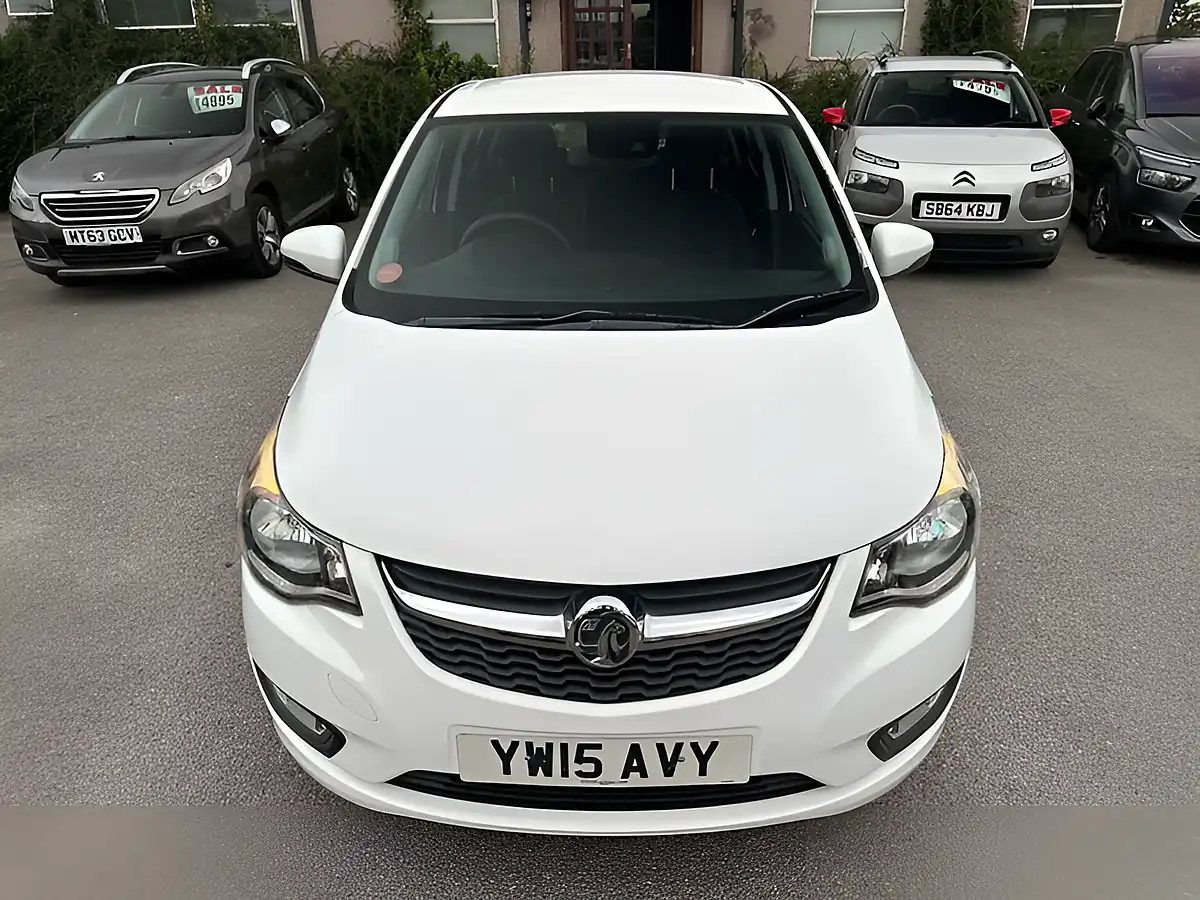 Used 2015 Vauxhall Viva Se White - Interior and Exterior details 10