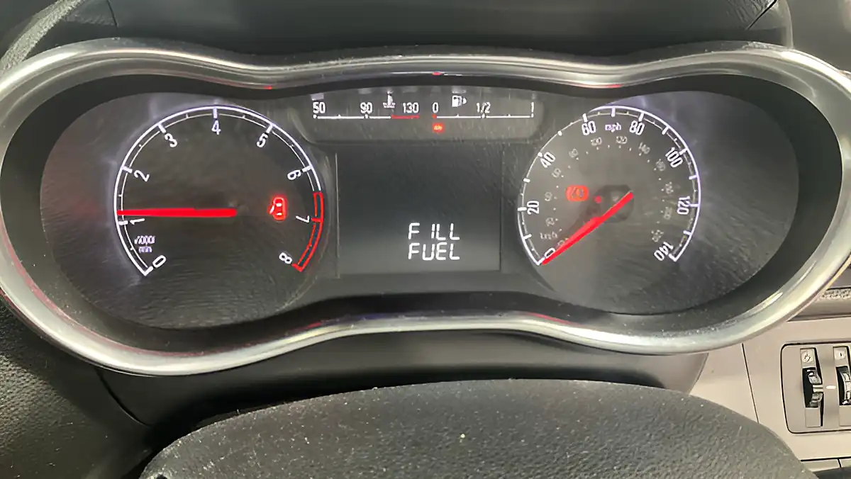 Used 2015 Vauxhall Viva Sl Black - Interior and Exterior details 13