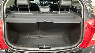 Used 2015 Vauxhall Viva Sl Black - Interior and Exterior details 15