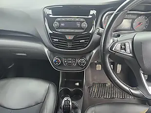 Used 2015 Vauxhall Viva Sl Purple - Interior and Exterior details 11