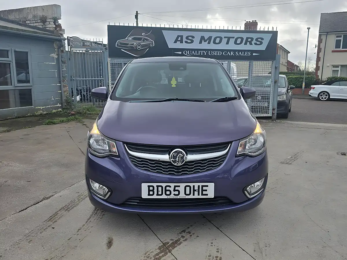 Used 2015 Vauxhall Viva Sl Purple - Interior and Exterior details 2