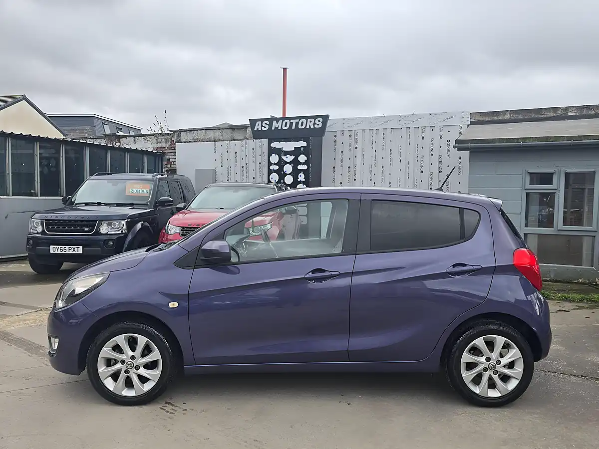 Used 2015 Vauxhall Viva Sl Purple - Interior and Exterior details 4