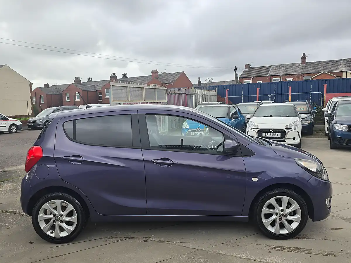 Used 2015 Vauxhall Viva Sl Purple - Interior and Exterior details 8