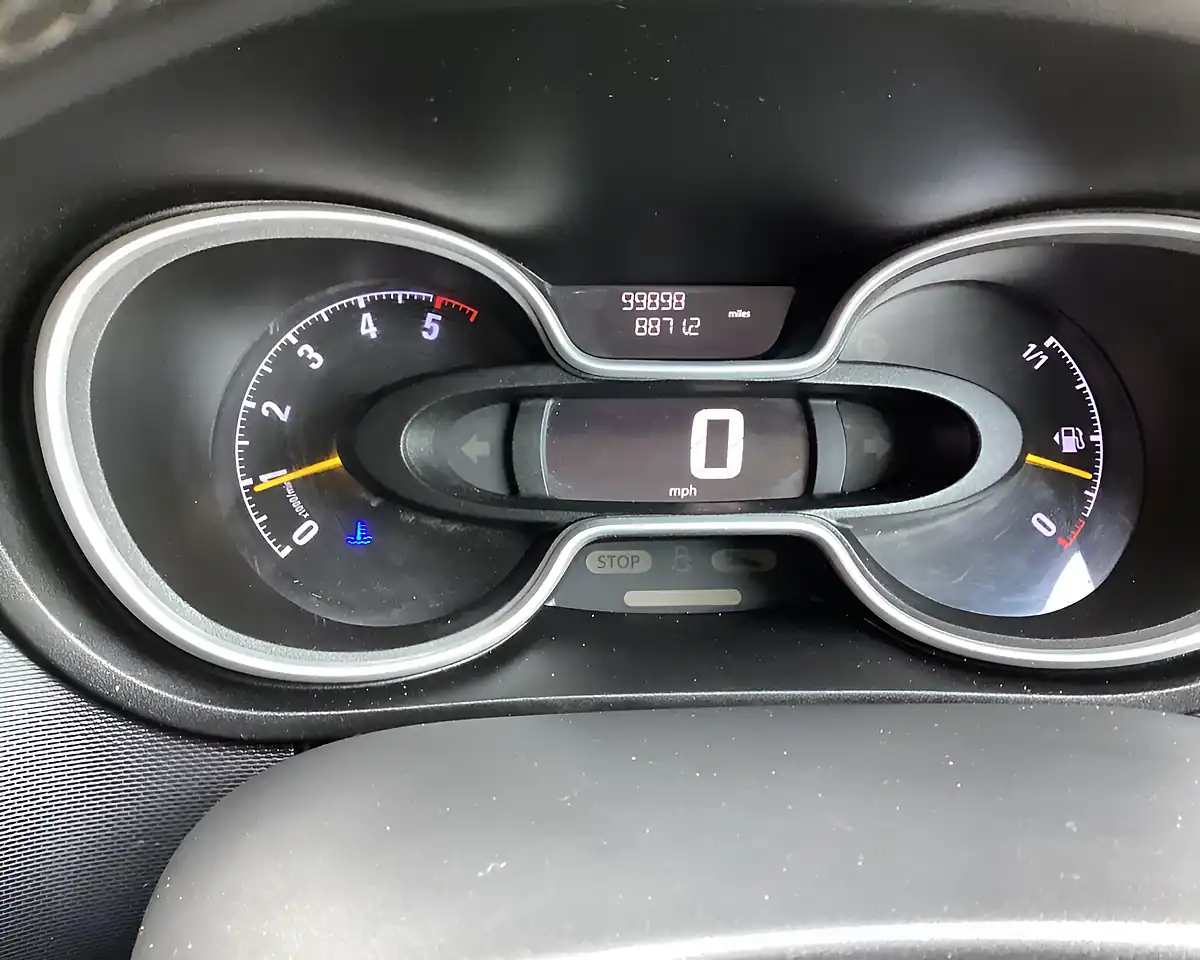Used 2015 Vauxhall Vivaro 2700 Sportif Silver - Interior and Exterior details 18