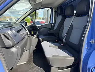 Used 2015 Vauxhall Vivaro 2900 Ecoflex L1H1 Blue - Interior and Exterior details 11