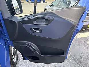 Used 2015 Vauxhall Vivaro 2900 Ecoflex L1H1 Blue - Interior and Exterior details 14